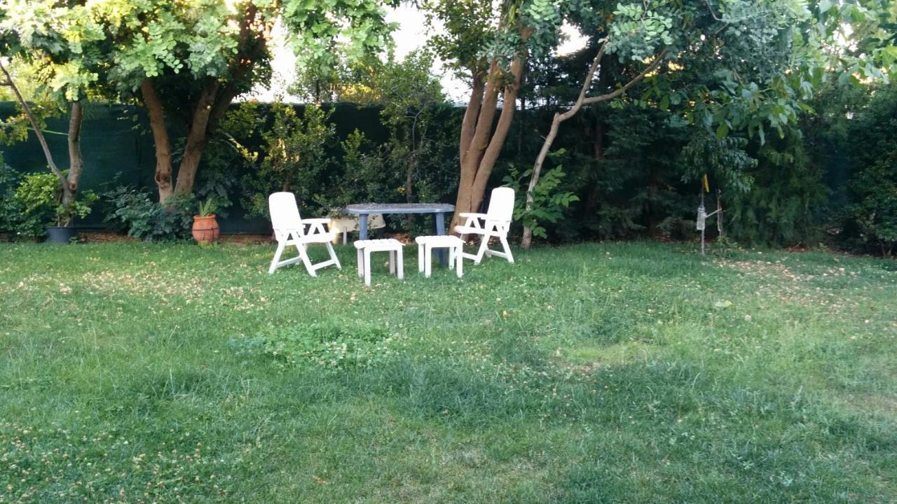 Lovely 2-Bedroom Apartment At Greek Riviera Vári 외부 사진