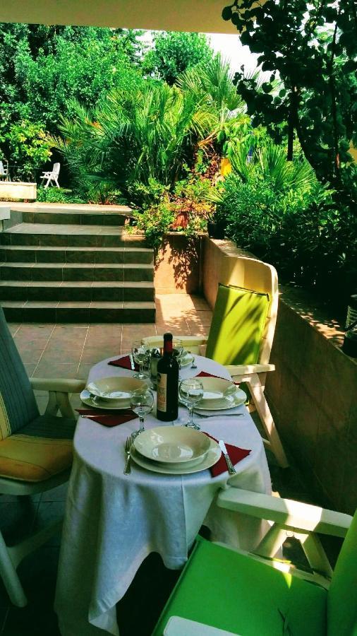 Lovely 2-Bedroom Apartment At Greek Riviera Vári 외부 사진